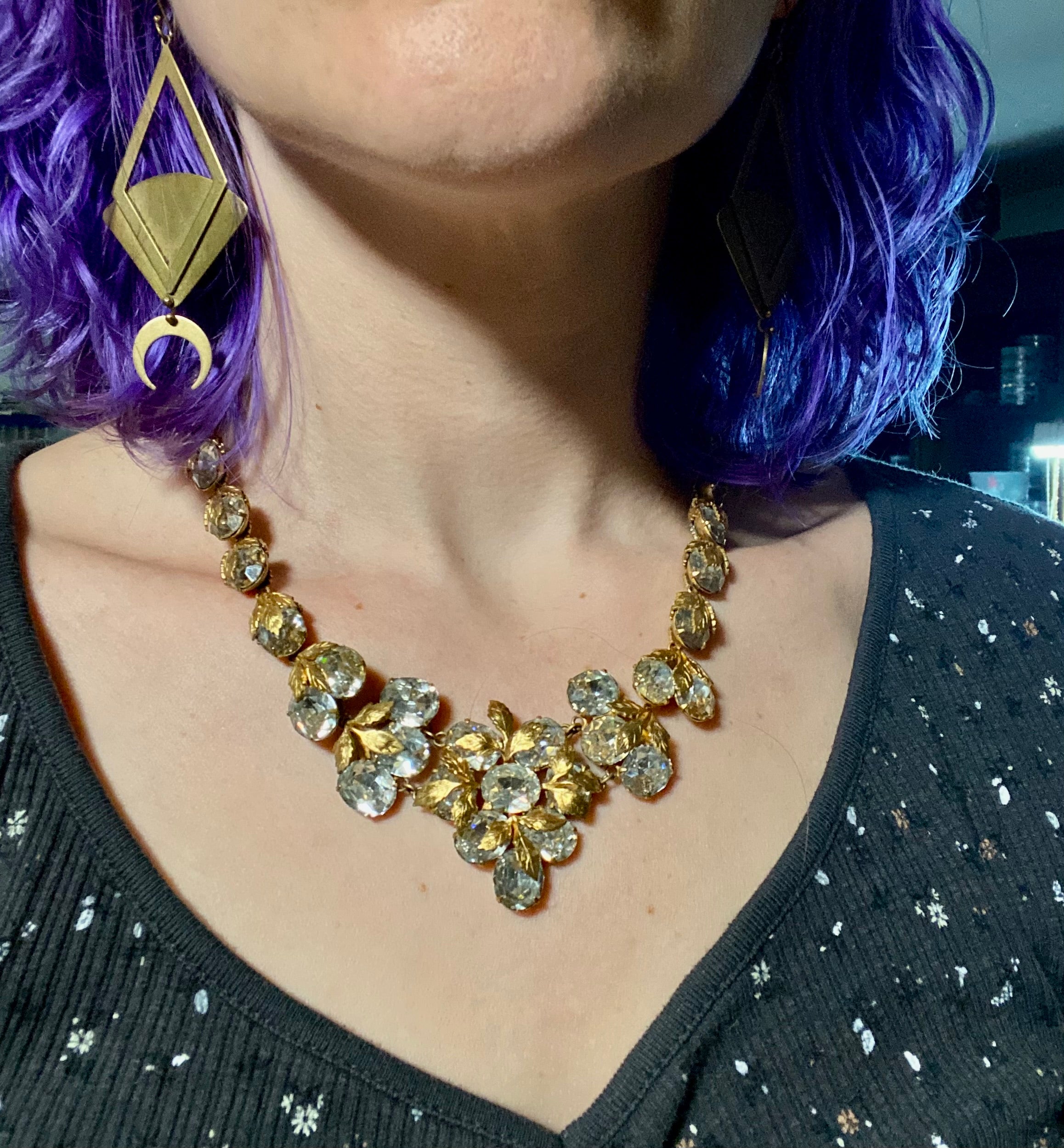 Exceptional antique Victorian foil back paste gold plated leaf detailed necklace 18.5"